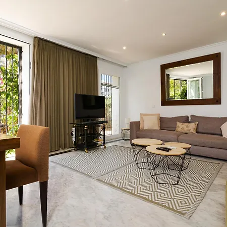 White Pearl Elviria H1 * Marbella