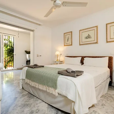 Apartment White Pearl Elviria H1 *