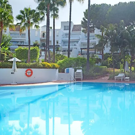 Apartment White Pearl Elviria H1